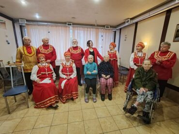 Хор «Оредеж» выступил для пациентов пансионата